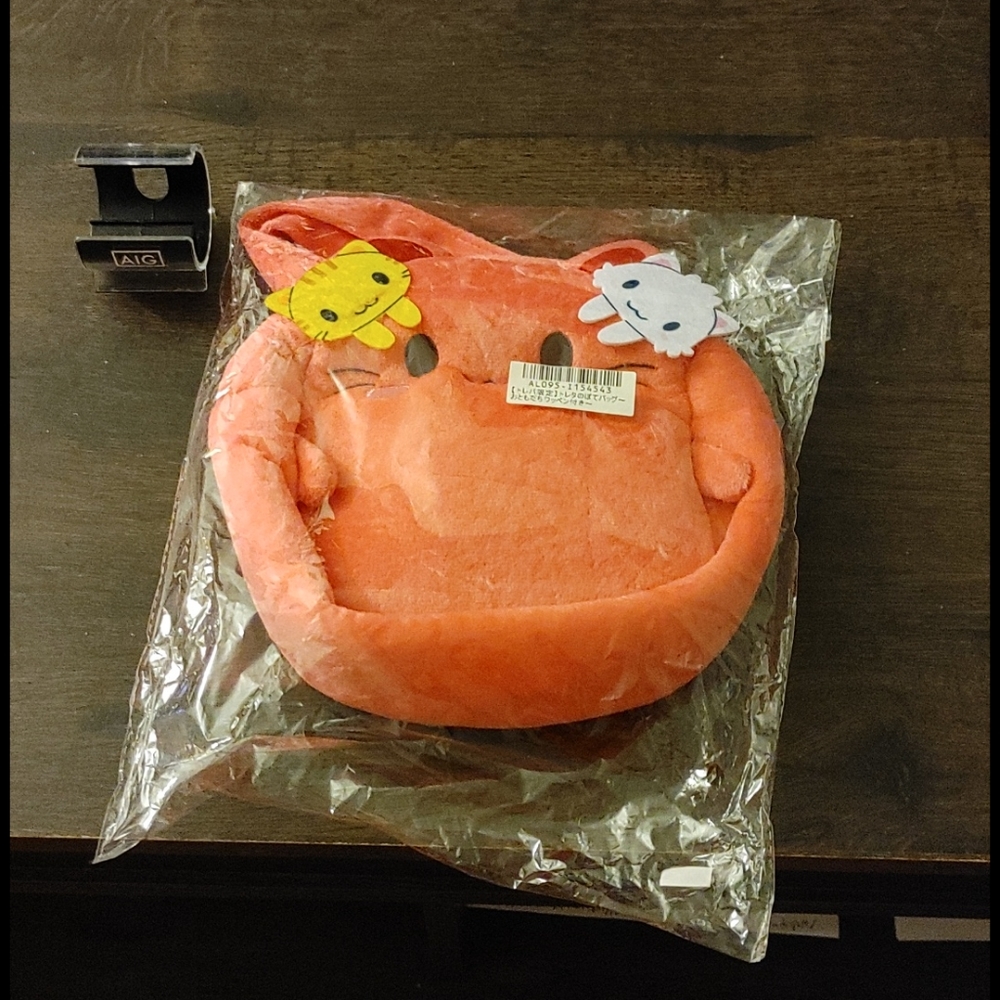 Toreba Toreta's Plumpy Bag w/ Friends Emblems